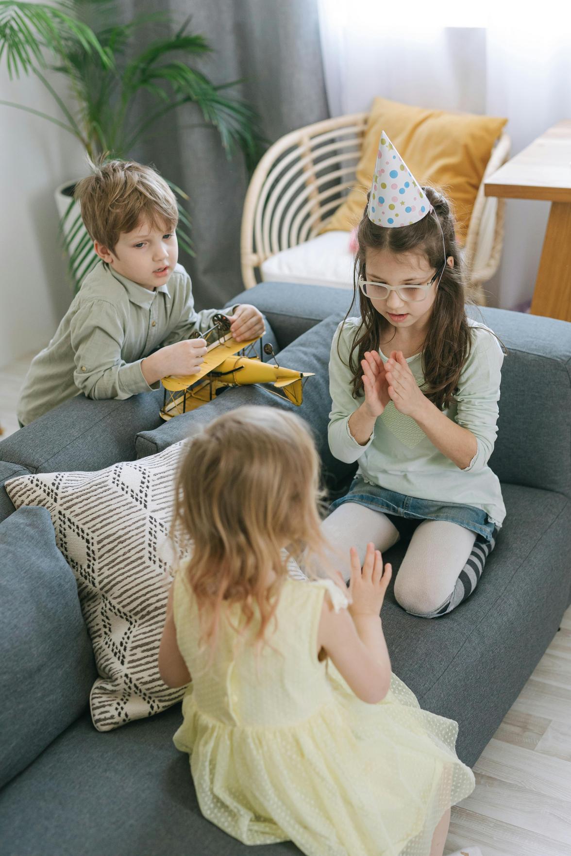 Transforme sua festa em um evento inesquecível com aluguel de brinquedos temáticos